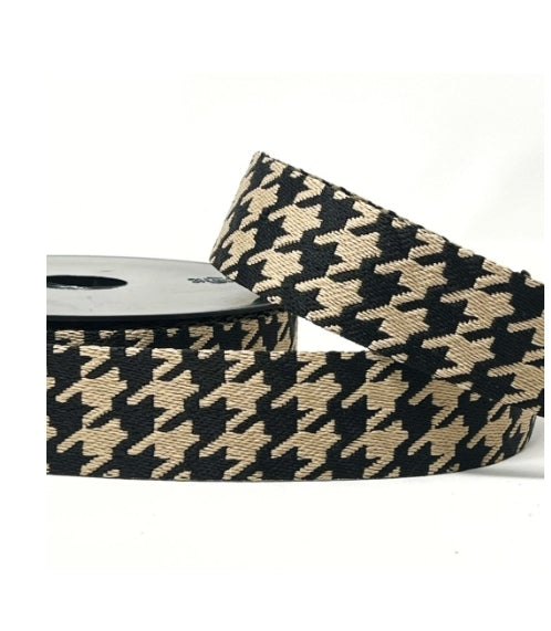 Houndstooth Martingale Collar